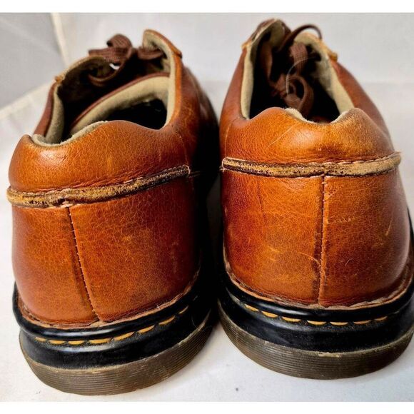 Dr Martens casual shoes main image 4
